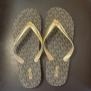 Michael Kors Flip flops